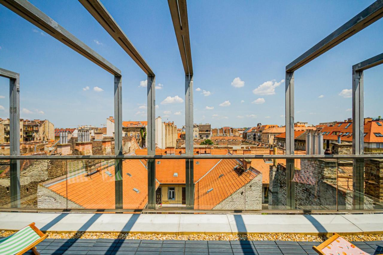 Luxury Apartment With Balcony In Downtown Budapest Exterior foto